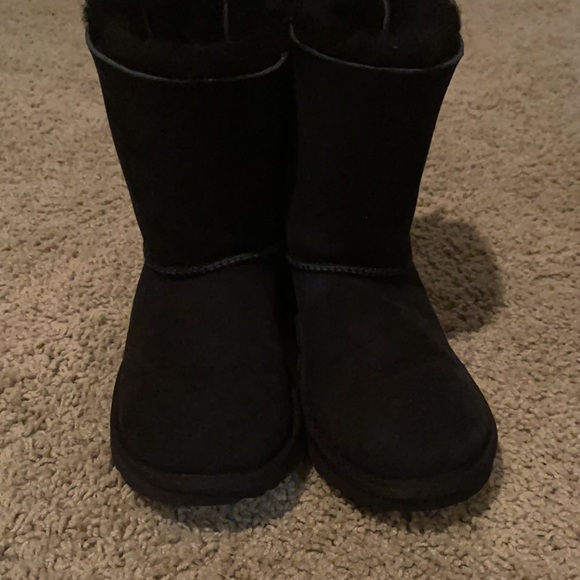 UGG GIRL’S Bailey Bow Boots *CUSTOMIZED* - Picture 3 of 6